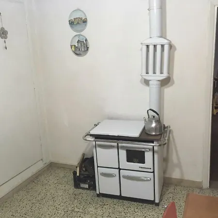 Ughetta בית הארחה